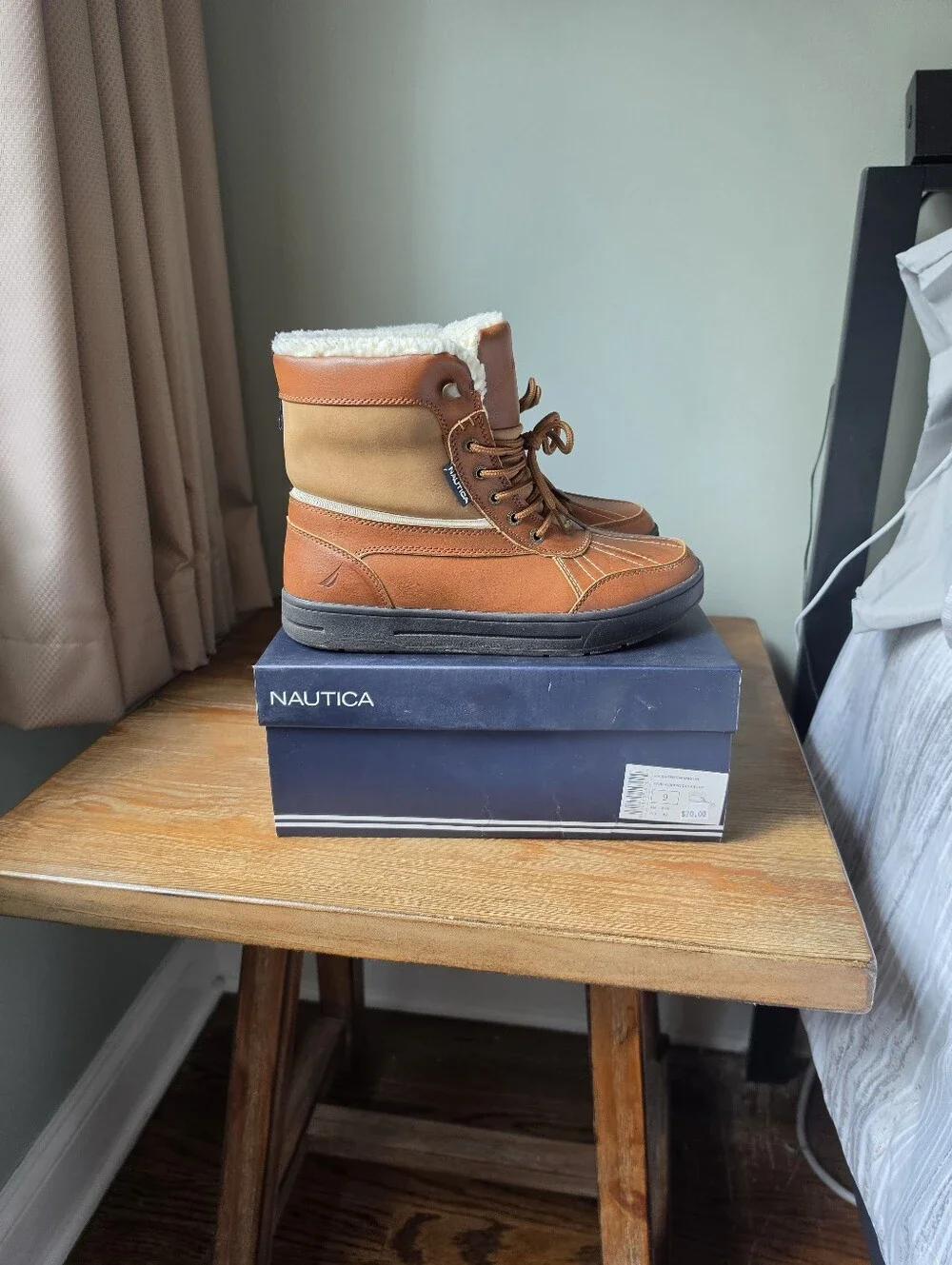 Nautica men’s tan